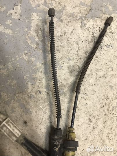 Тросики ручника kangoo 1