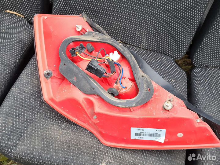 Задний фонарь Джилли Эмгранд