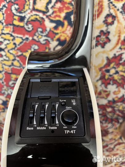 Гитара Takamine