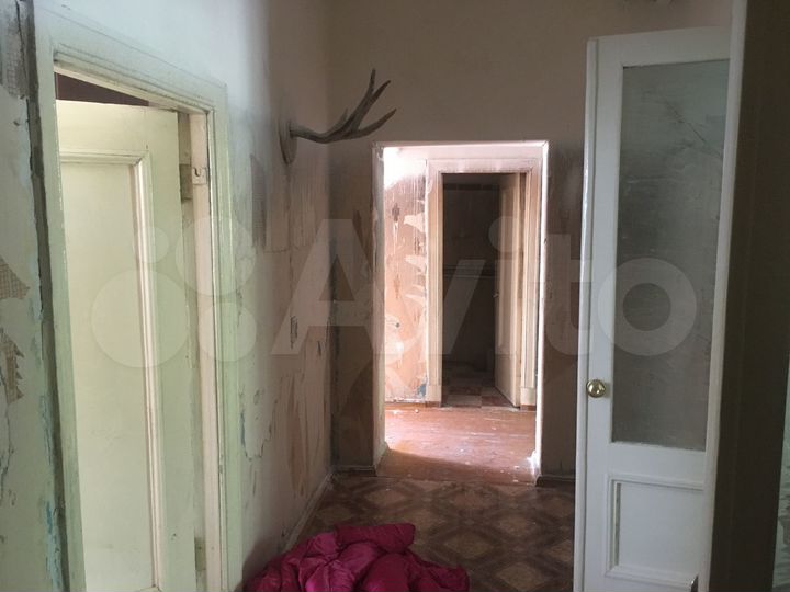 3-к. квартира, 82 м², 1/2 эт.