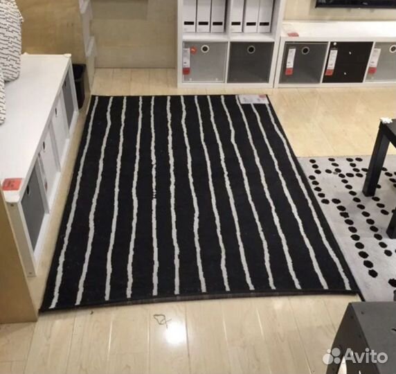 Икеа гёрлёсе Ковер черный 133x195 см