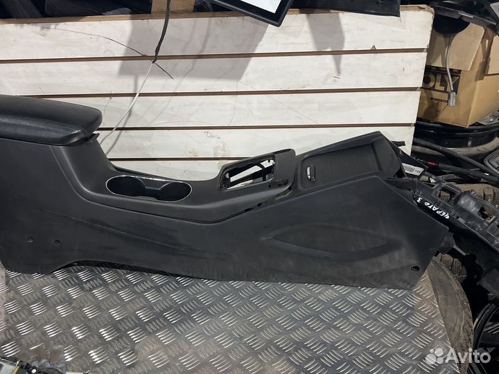 Подлокотник kia cerato 3