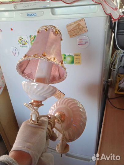 Люстра потолочная и бра