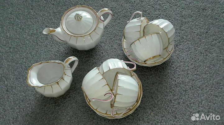 Фарфоровый сервиз