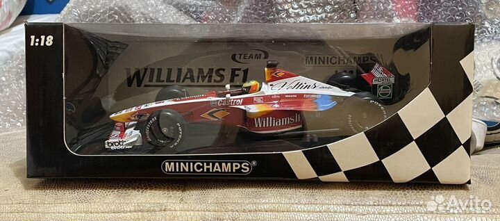 Модель formula 1 Minichamps 1/18