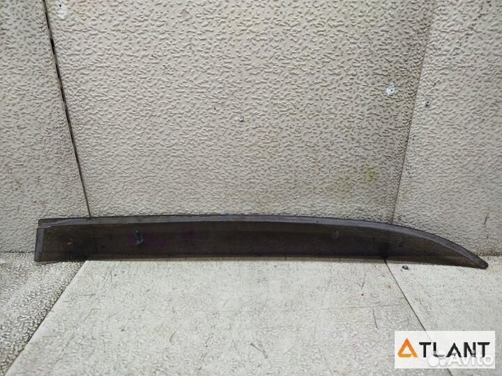 Ветровик задний правый daihatsu mira gino