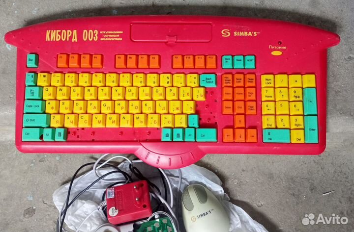 Simbas киборд 003 (клон денди.)