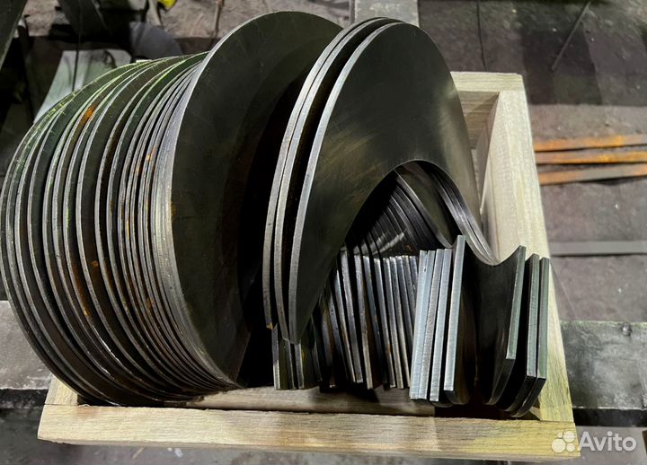 Перья, витки, сегменты шнека по вашему тз