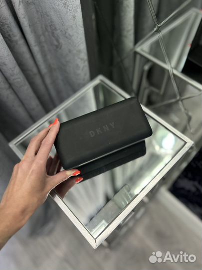 Солнцезащитные очки dkny оригинал новые