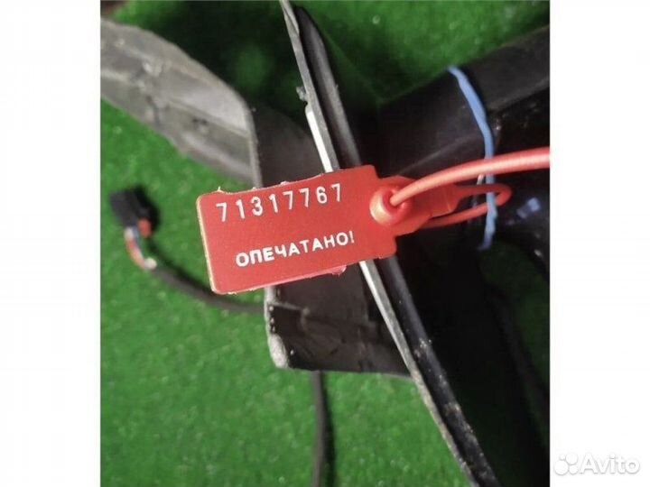 Зеркало наружное правое Volkswagen Golf 1.9 2006