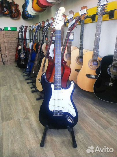 Новая электрогитара Fabio ST100 BK черного цвета