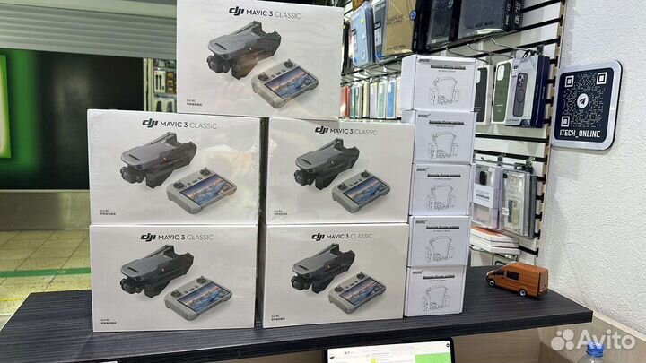 Квадрокоптер Dji mavic 3 classic RC