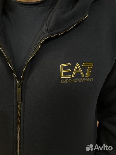 Олимпийка EA7 Emporio Armani