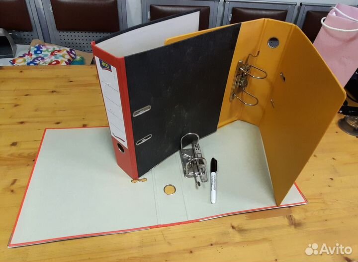 Папка для хранения бумаг (регистратор)