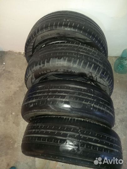 Arivo Premio ARZero 215/60 R16 95V