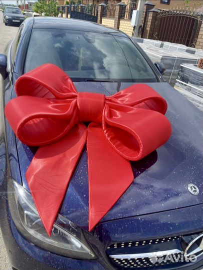 Большой бант на машину
