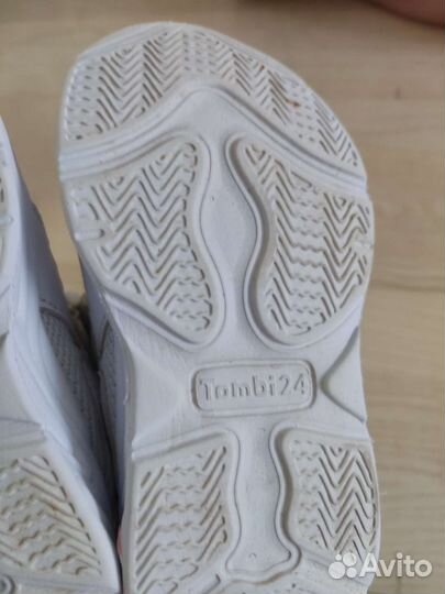 Обувь для девочки пакетом 23 24