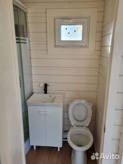 Домик из минибруса