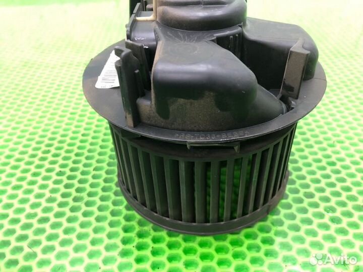 Мотор печки Renault Logan седан K7JA710 2011