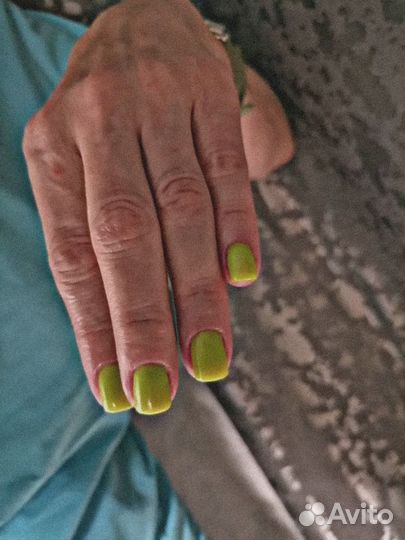 Маникюр и педикюр