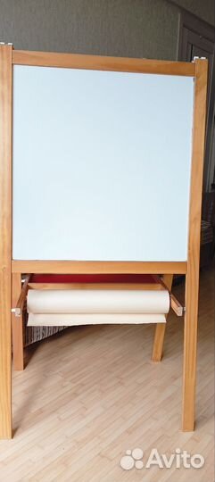 Мольберт (доска) для рисования