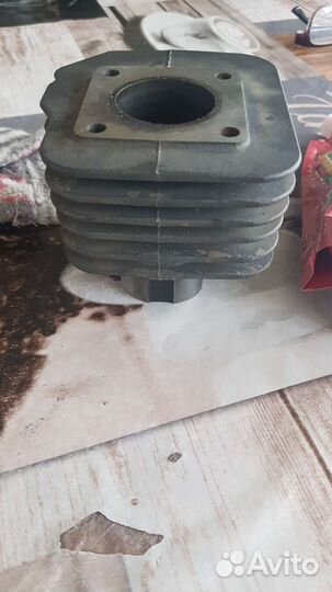 Цилиндр 50 кубов на скутер 2т