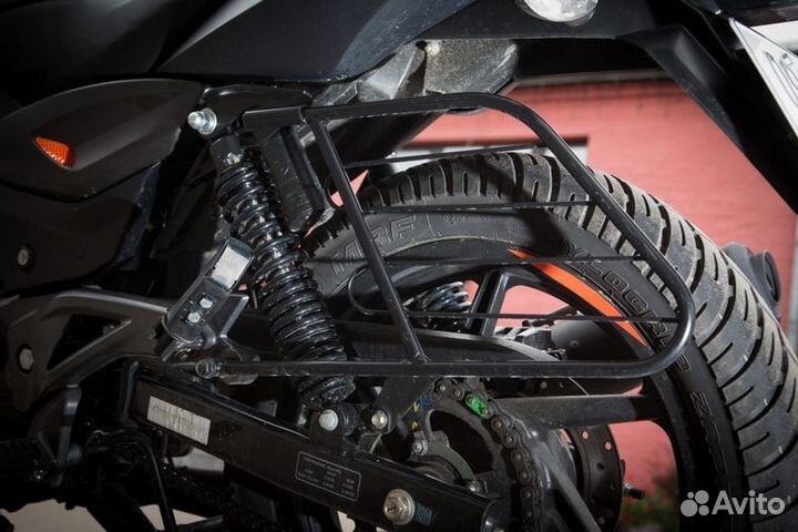 Мотоцикл bajaj Pulsar 180