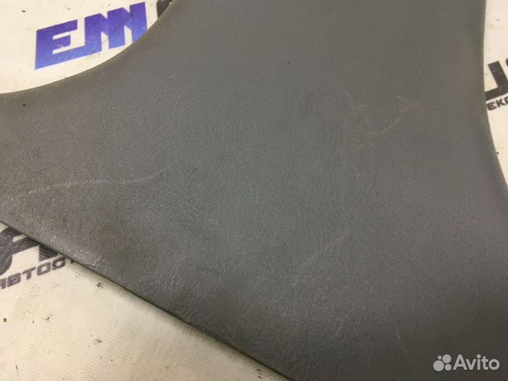 Накладка центральной стойки левая Хендай Элантра