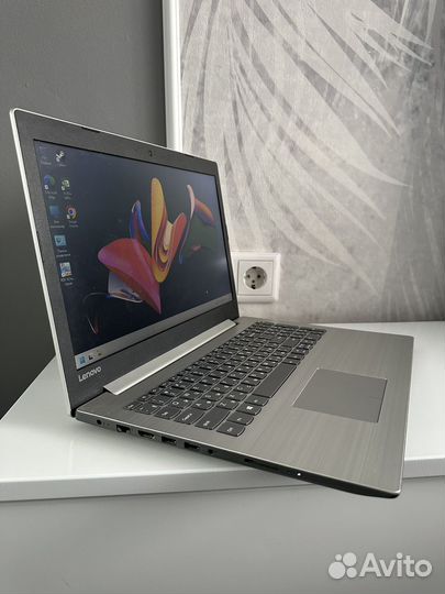 Ноутбук Lenovo Ideapad 320-15ast (80XV)