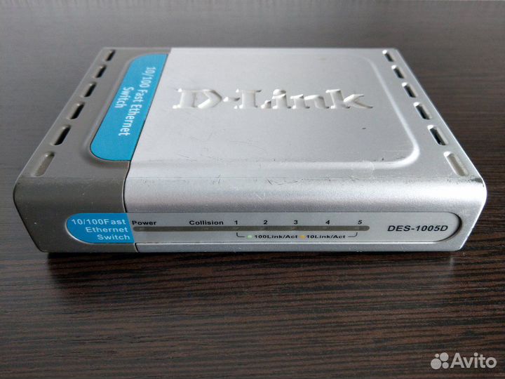 Коммутатор D-Link DES-1005D