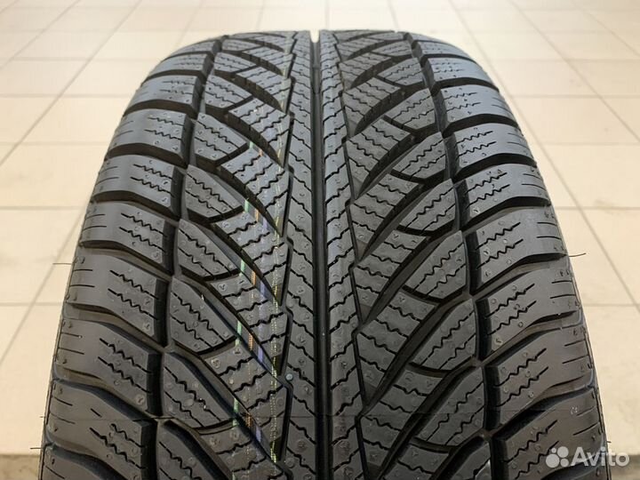 Goodyear UltraGrip 8 Performance 245/45 R18 100V