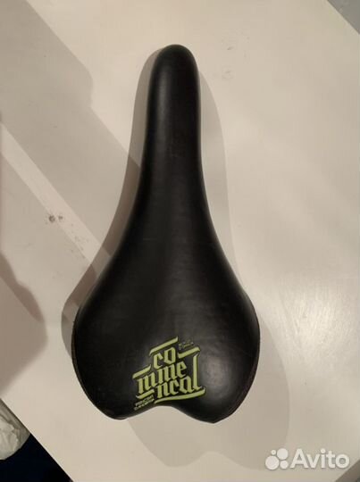 Седло для велосипеда Commencal