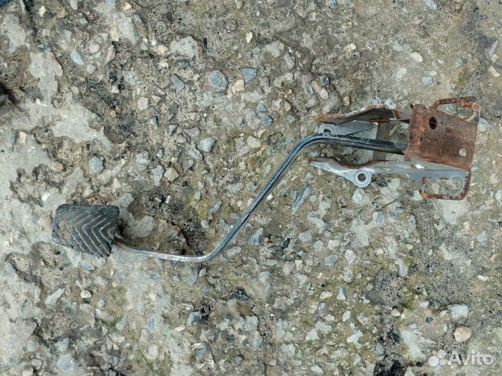 Педаль сцепления мицубиси лансер 9