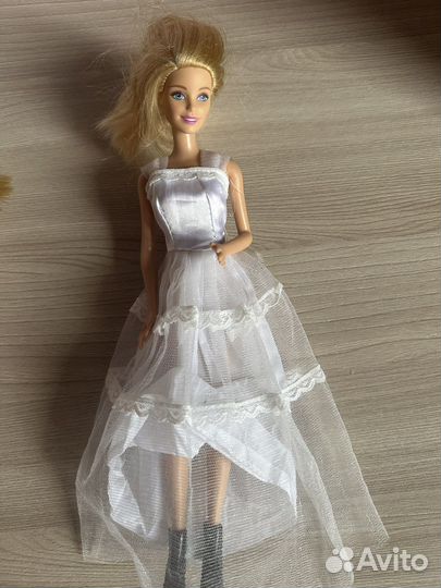 Кукла Барби