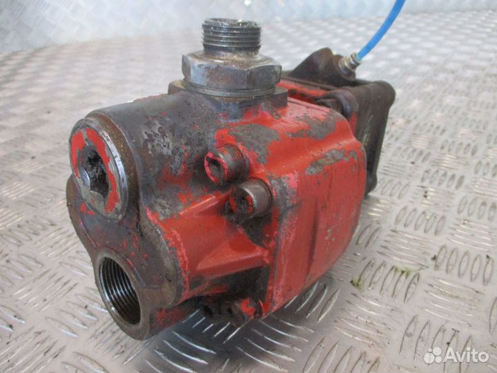Насос подъема кузова с коробкой отбора мощности re