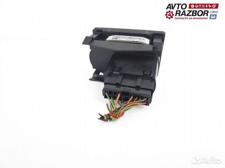 Блок управления светом Ford Focus 2 2008-2011
