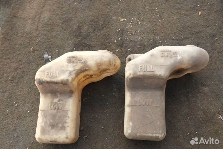 Бачок расширительный Mitsubishi Galant 8