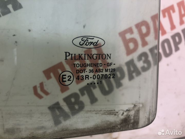 Форд Фокус Стекло заднее Прав