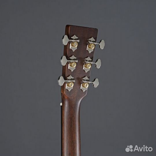 Акустическая гитара Martin Guitars D-18 Ambertone