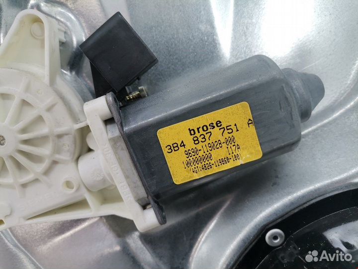 Стеклоподъемник для Volkswagen Passat 5