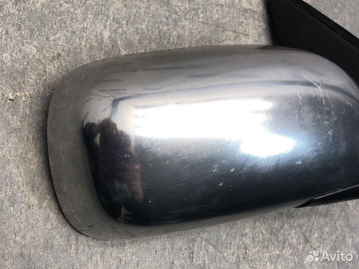 Правое зеркало Cube z10