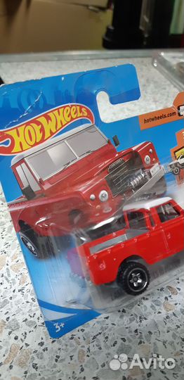 Модель Hot Wheels Land Rover Series III Pickup