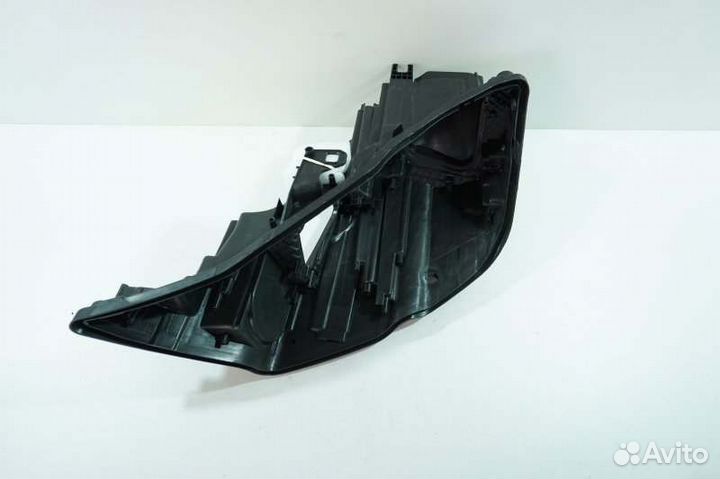 Корпус фары левый Audi A6 C8 2018