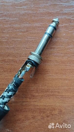 Неисправные гитарные кабели Fender Vintage Voltage