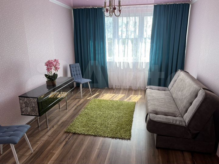 2-к. квартира, 76 м², 9/9 эт.