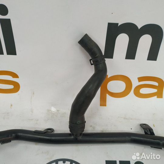 Патрубок системы охлаждения Volkswagen Tiguan 2