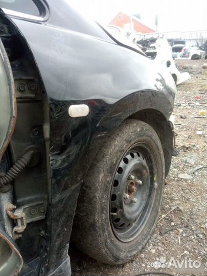 Крыло переднее правое Nissan Tiida C11