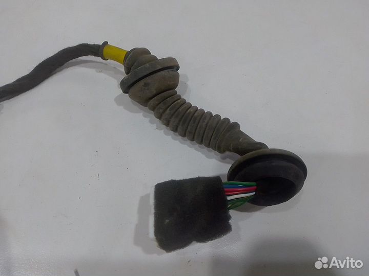Электропроводка двери задняя левая (Chery Tiggo 3)