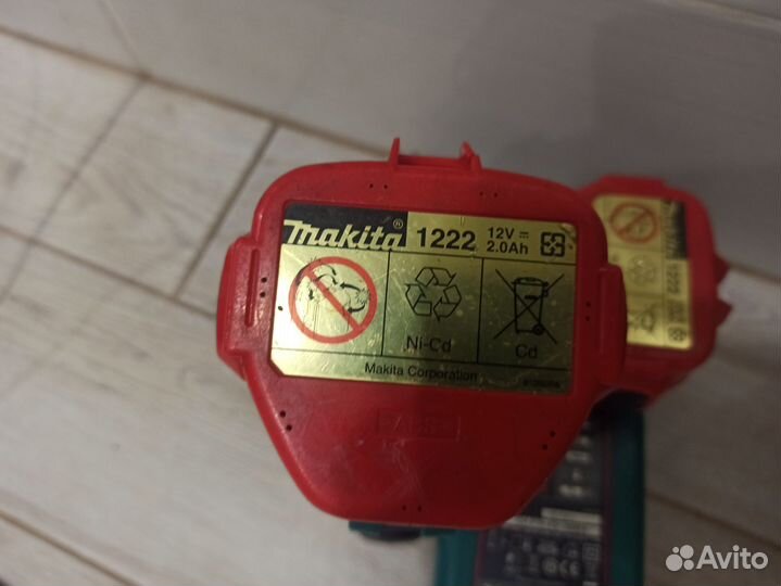 Шуруповёрт makita 12v