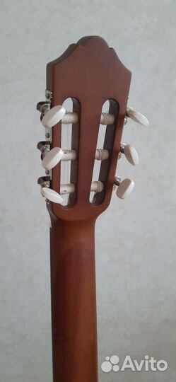 Классическая гитара yamaha c40